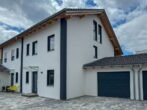 Anischt mit Garage