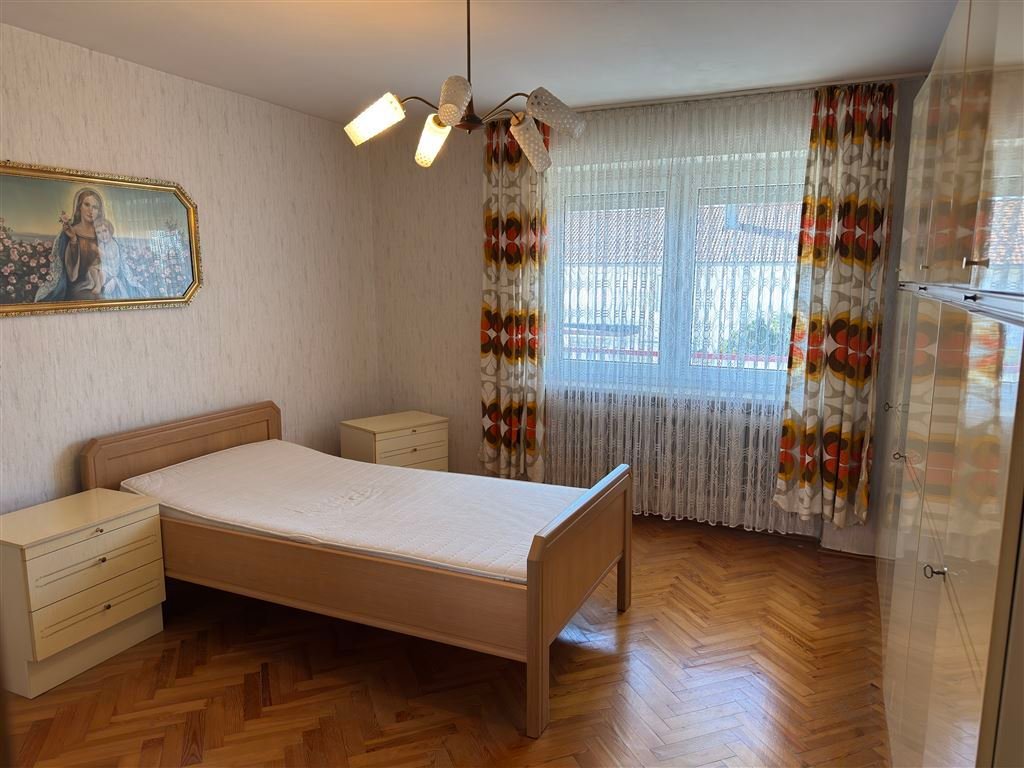 1 OG Schlafzimmer