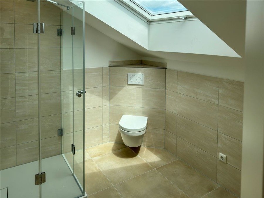 Badezimmer im DG