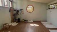 Yogaraum im Nebengebäude