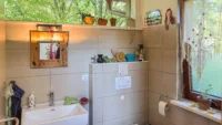 Badezimmer in der Yogahütte