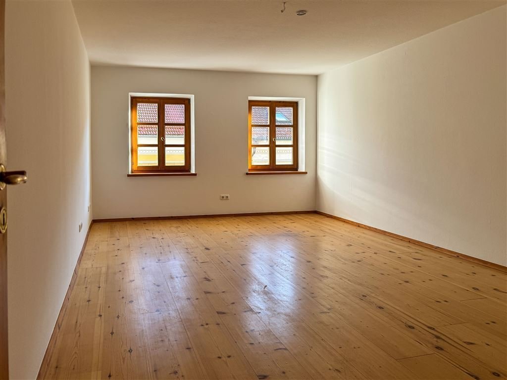 Schlafzimmer (rechts) 2. OG