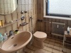Separates WC - Großzügige 3-Zimmer-Wohnung mit zwei Balkonen und ein Tiefgaragenstellplatz