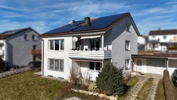 Mehrfamilienhaus mit drei Wohneinheiten, PV-Anlage und Entwicklungspotenzial, 84508 Burgkirchen an der Alz, Mehrfamilienhaus
