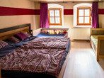 Schlafzimmer im EG - Charmantes Stadthaus mit Ensemble-Schutz, Garage und ausgebautem Dachgeschoss in bester Zentrumslage