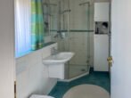 Badezimmer mit Zugang vom Schlafzimmer